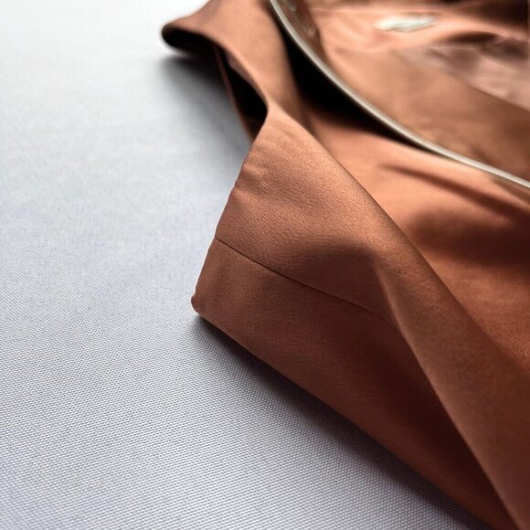 NWOT JASON WU COGNAC WHITE SATIN MID-LENGTH SLEEVELESS BLAZER-VEST - Picture 9 of 10